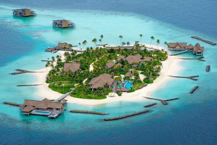 The Complete Guide to Maldives Resorts: Luxury Paradise for Every Dream